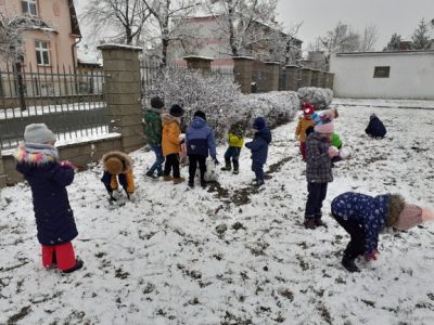 Hrátky ve sněhu