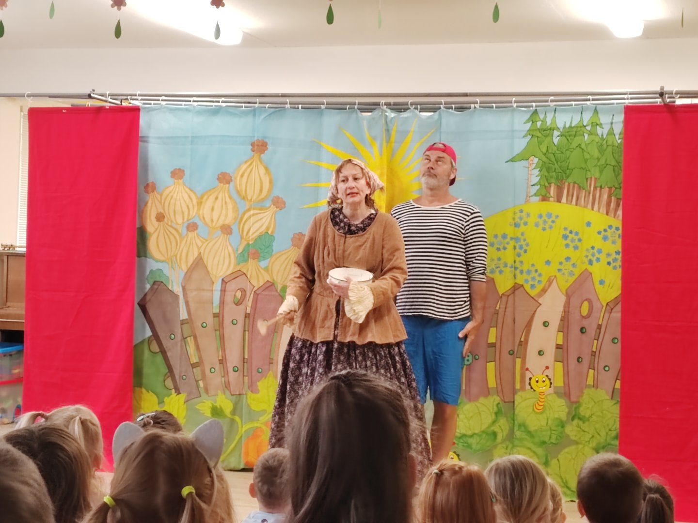 Jeníček a Mařenka ve školce😉