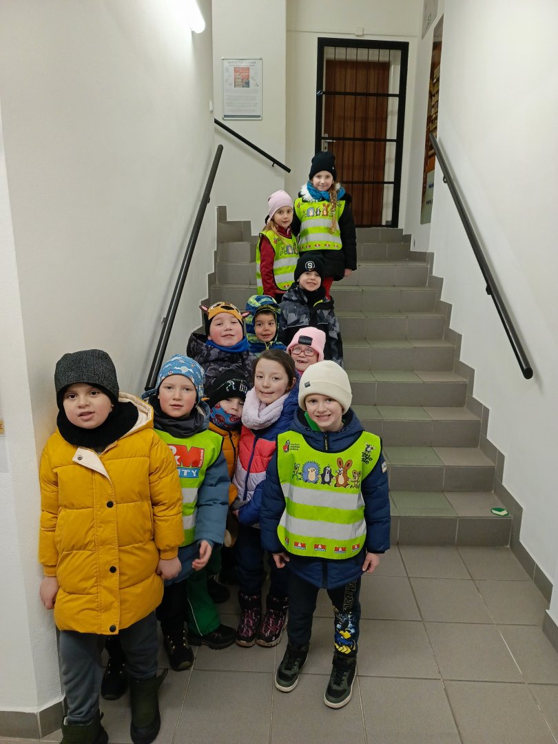 Návštěva knihovny s předškoláky – (Ne)hledá se pes